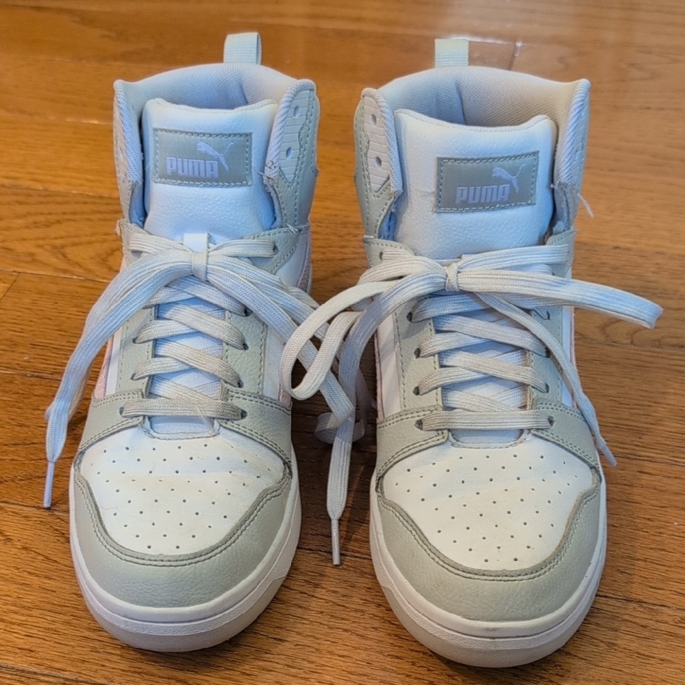 Puma White and Gray Sneakers Classic High-Top Design